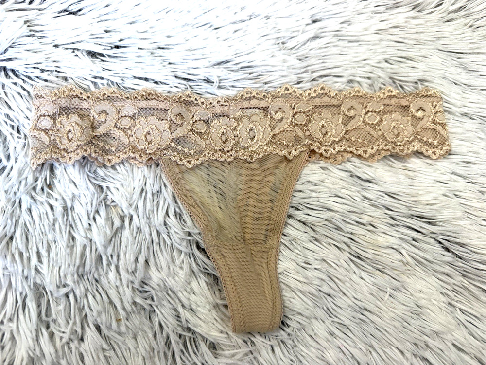 Vingtage Y2K Women's brown Lace Mesh Thong Panties Stretch Size sm/5 Underwear